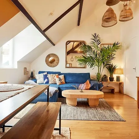 Bourgon Flat Lägenhet