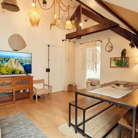 Appartement Bourgon Flat *