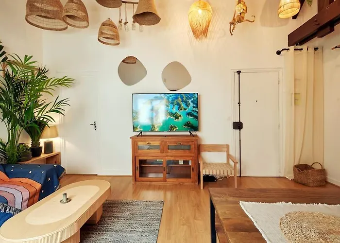 Bourgon Flat * Paris